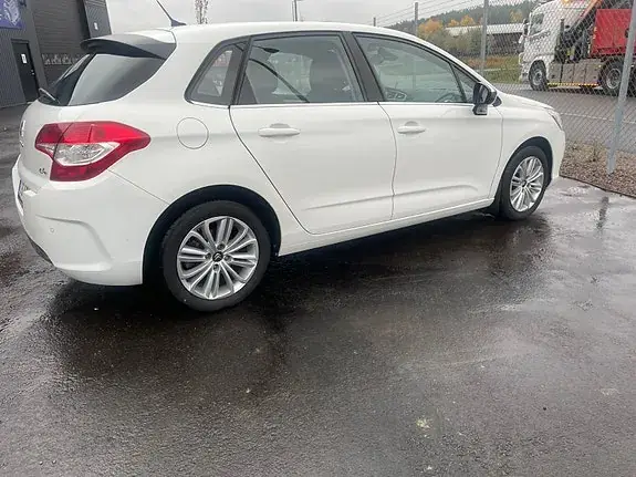 Citroen C4 2014 photo 3
