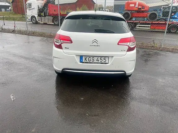 Citroen C4 2014 photo 2
