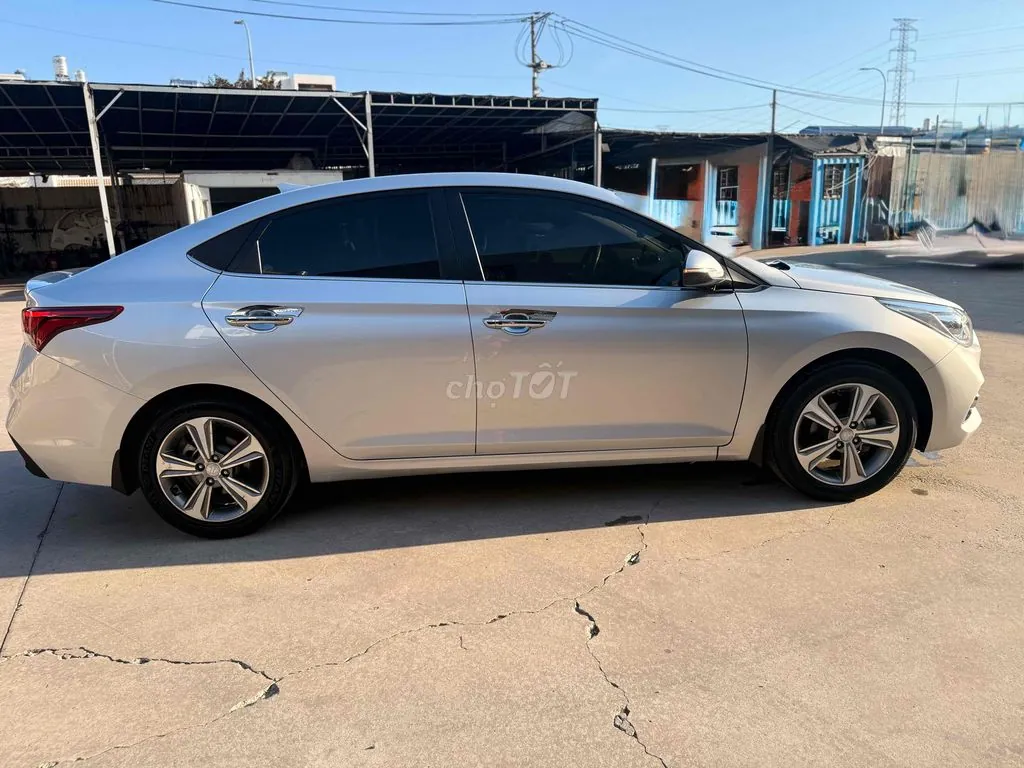 Hyundai Accent 2019 photo 5