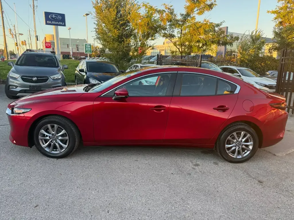 Mazda 3 2021 photo 2