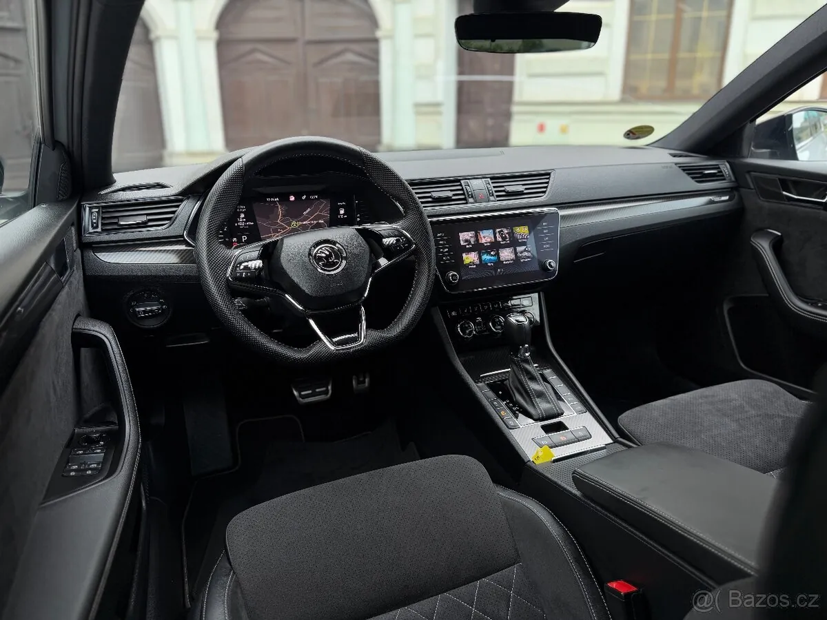 Skoda Superb 2023 photo 3