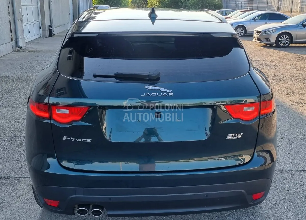 Jaguar F-Pace 2017 photo 4