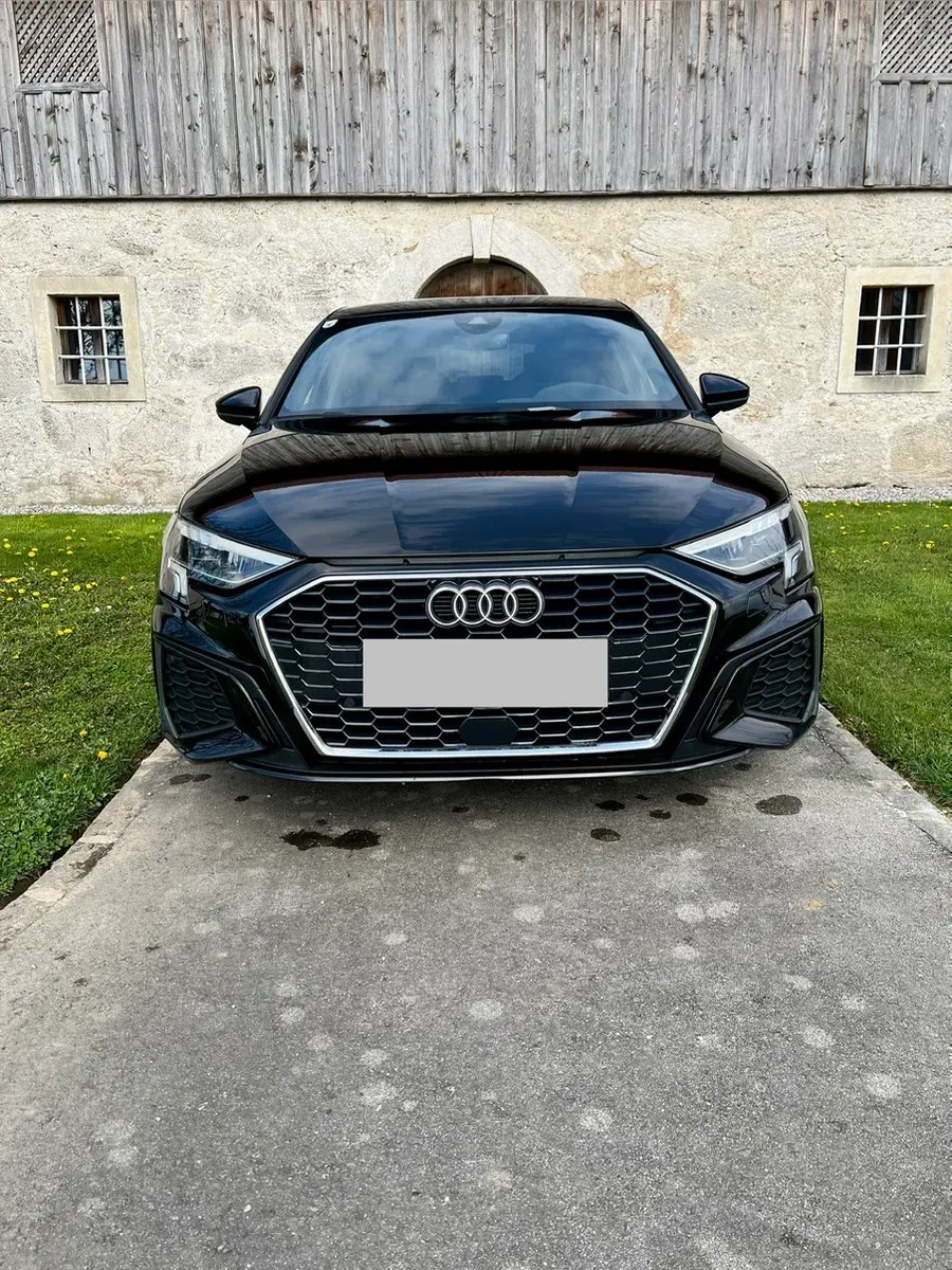 Audi A3 2022 photo 2