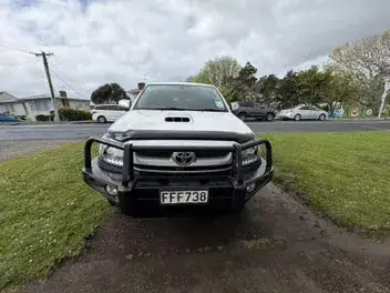 Toyota Hilux 2010 photo 2