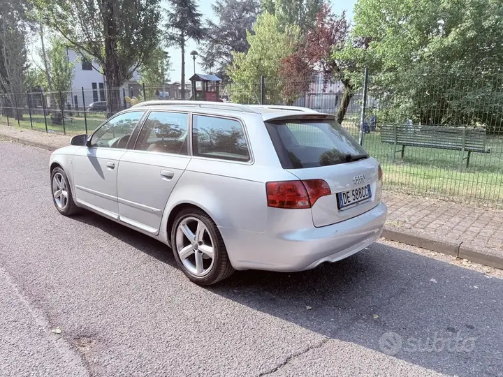 Audi A4 2007 photo 4