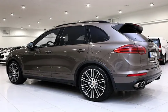 Porsche Cayenne S 2016 photo 5