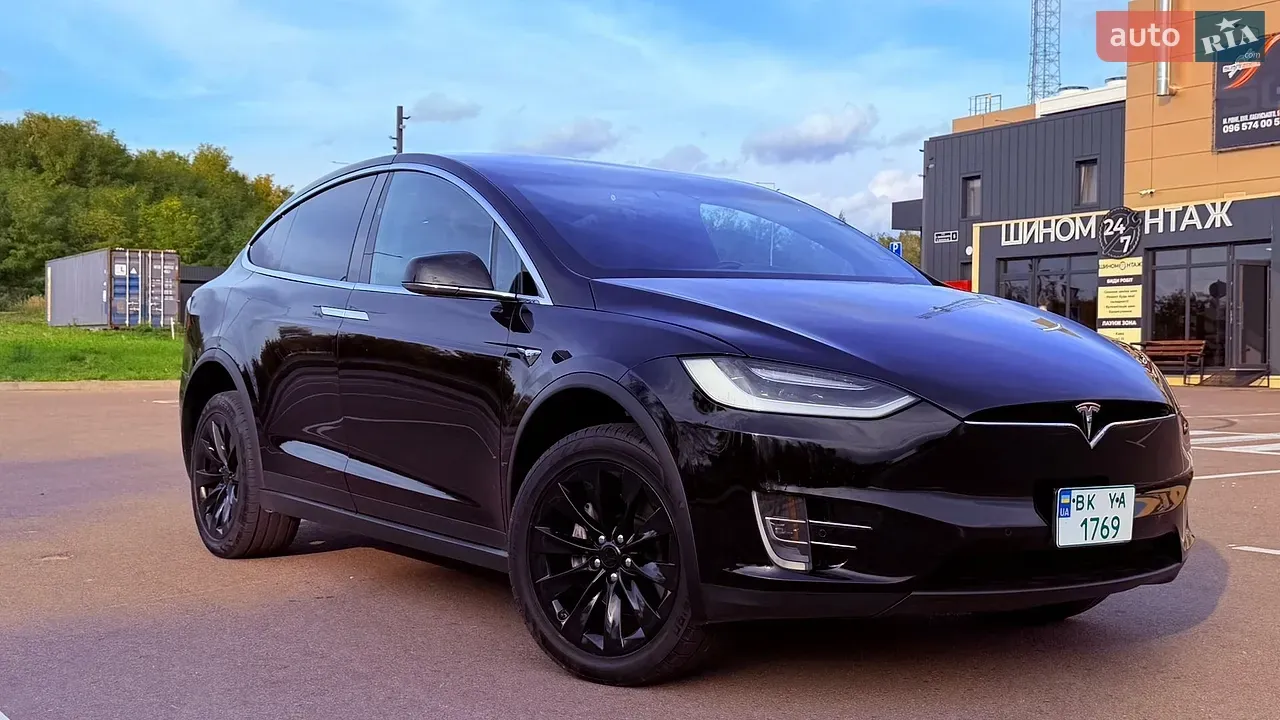 Tesla Model X 2016 photo 4