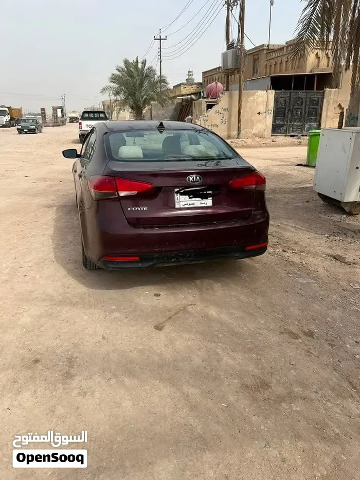 Kia Forte 2018 photo 2