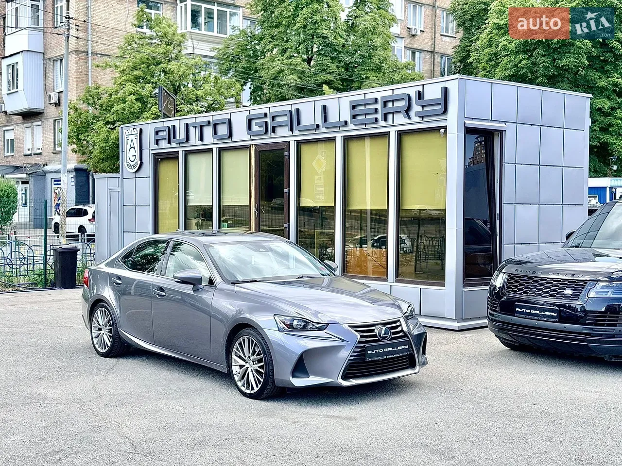Lexus Is 2018 photo 4