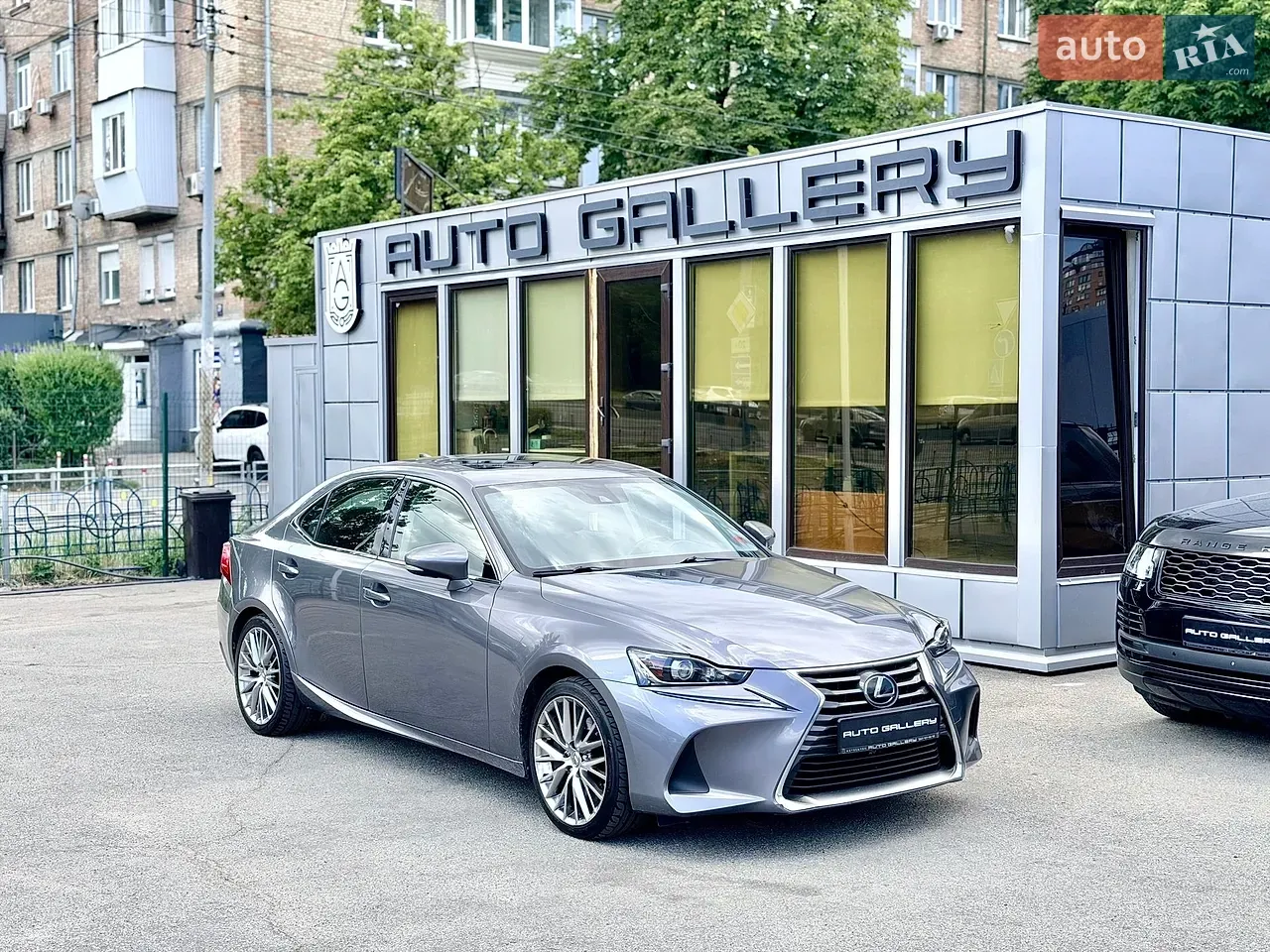 Lexus Is 2018 photo 5