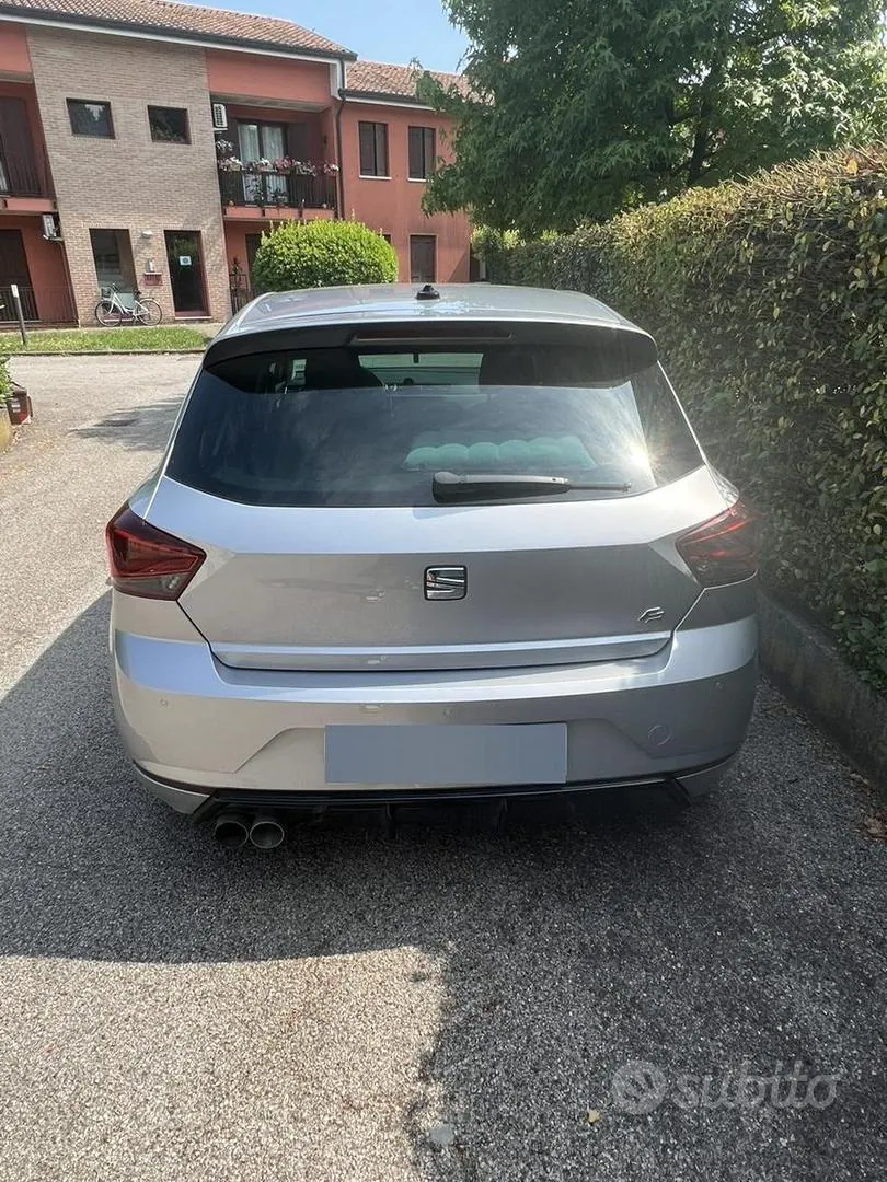 Seat Ibiza 2018 photo 2