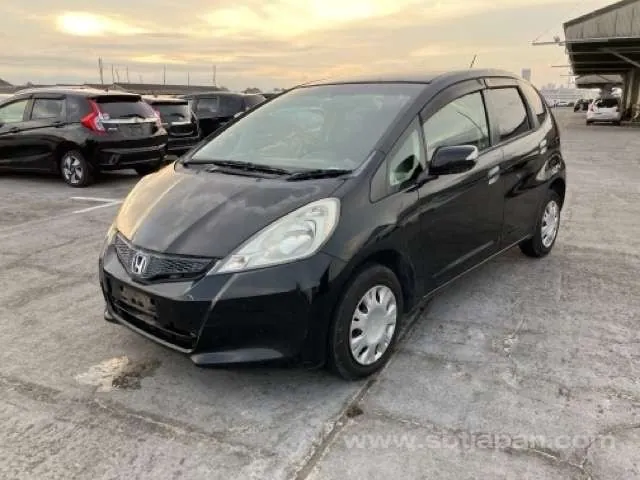Honda Fit 2011 photo 2