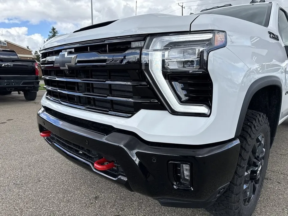 Chevrolet Silverado 2500Hd 2026 photo 3