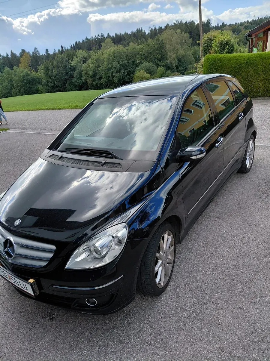 Mercedes-Benz B-Class 2008 photo 2