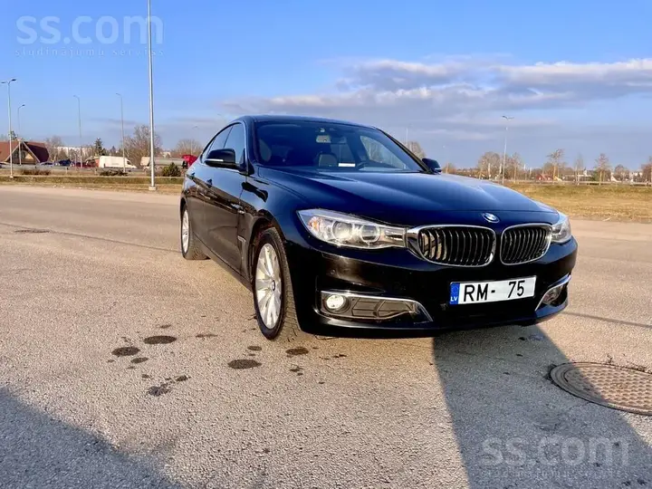 BMW 320 2013 photo 2