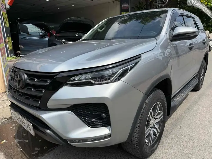Toyota Fortuner 2020 photo 3