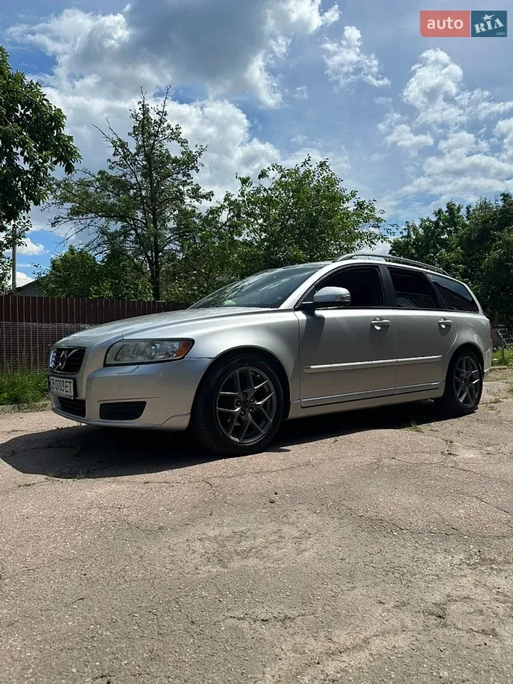 Volvo V50 2010 photo 5