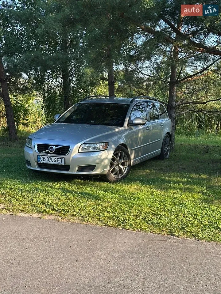 Volvo V50
