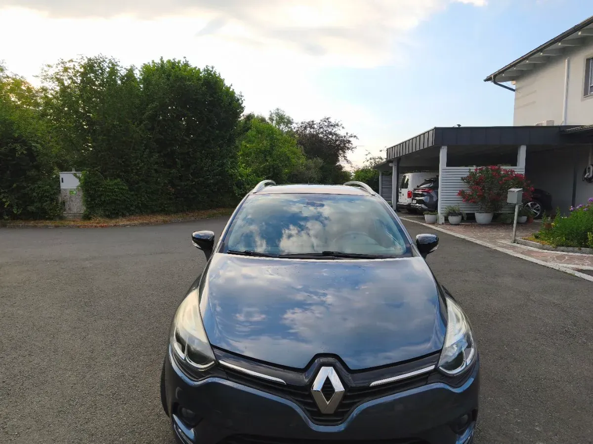 Renault Clio 2017 photo 2
