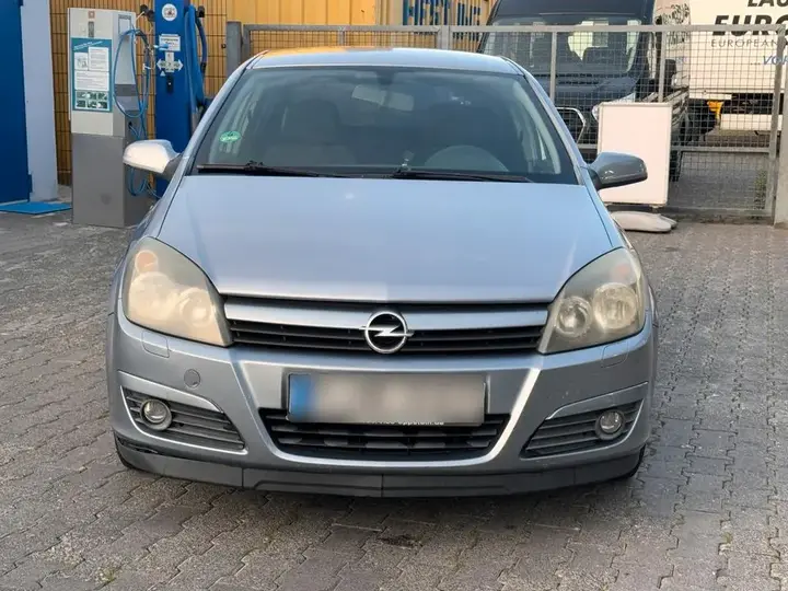 Opel Astra H