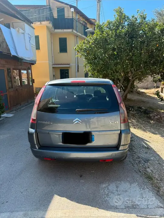Citroen C4 Picasso 2007 photo 2