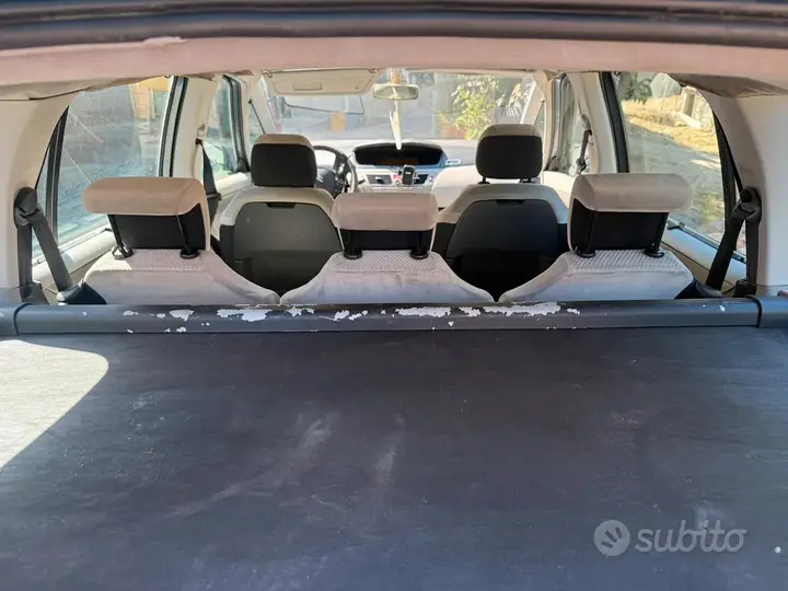 Citroen C4 Picasso 2007 photo 5