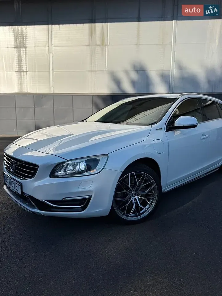 Volvo V60 2013 photo 3