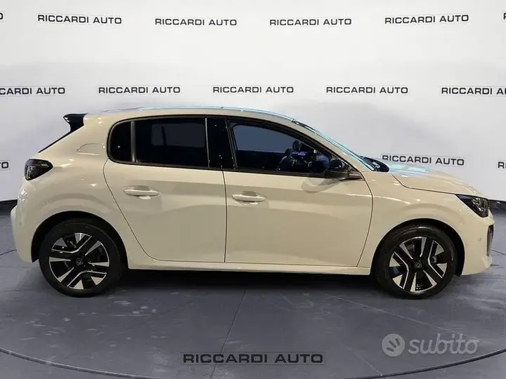 Peugeot 208 2026 photo 4