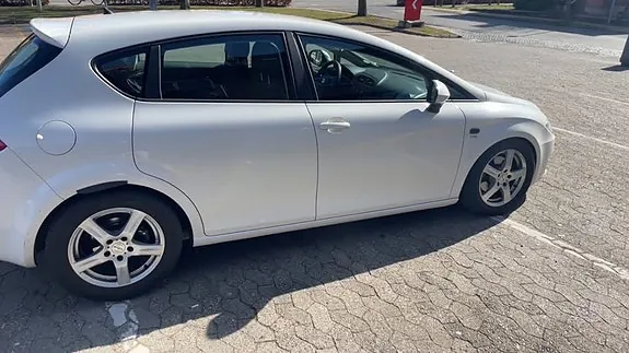 Seat Leon 2010 photo 5