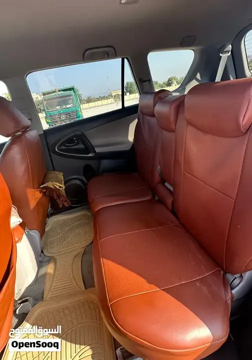 Toyota Rav4 2011 photo 3