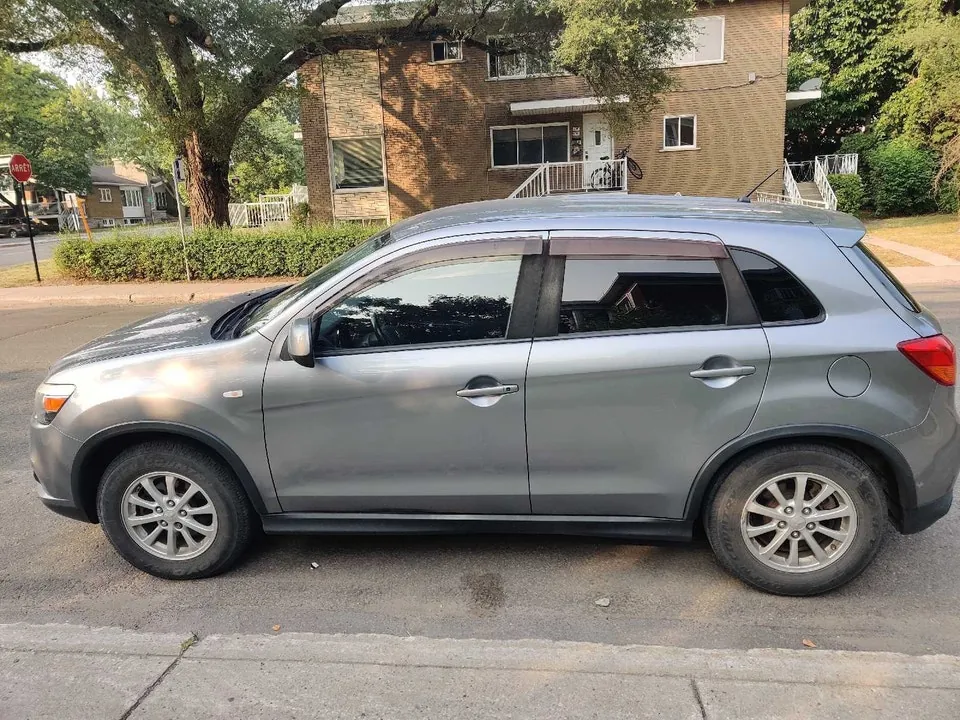 Mitsubishi Rvr 2016 photo 2