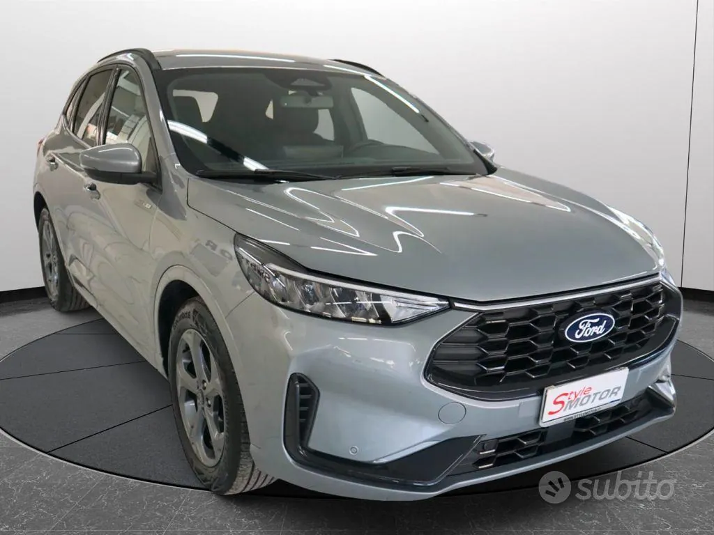 Ford Kuga 2025 photo 2