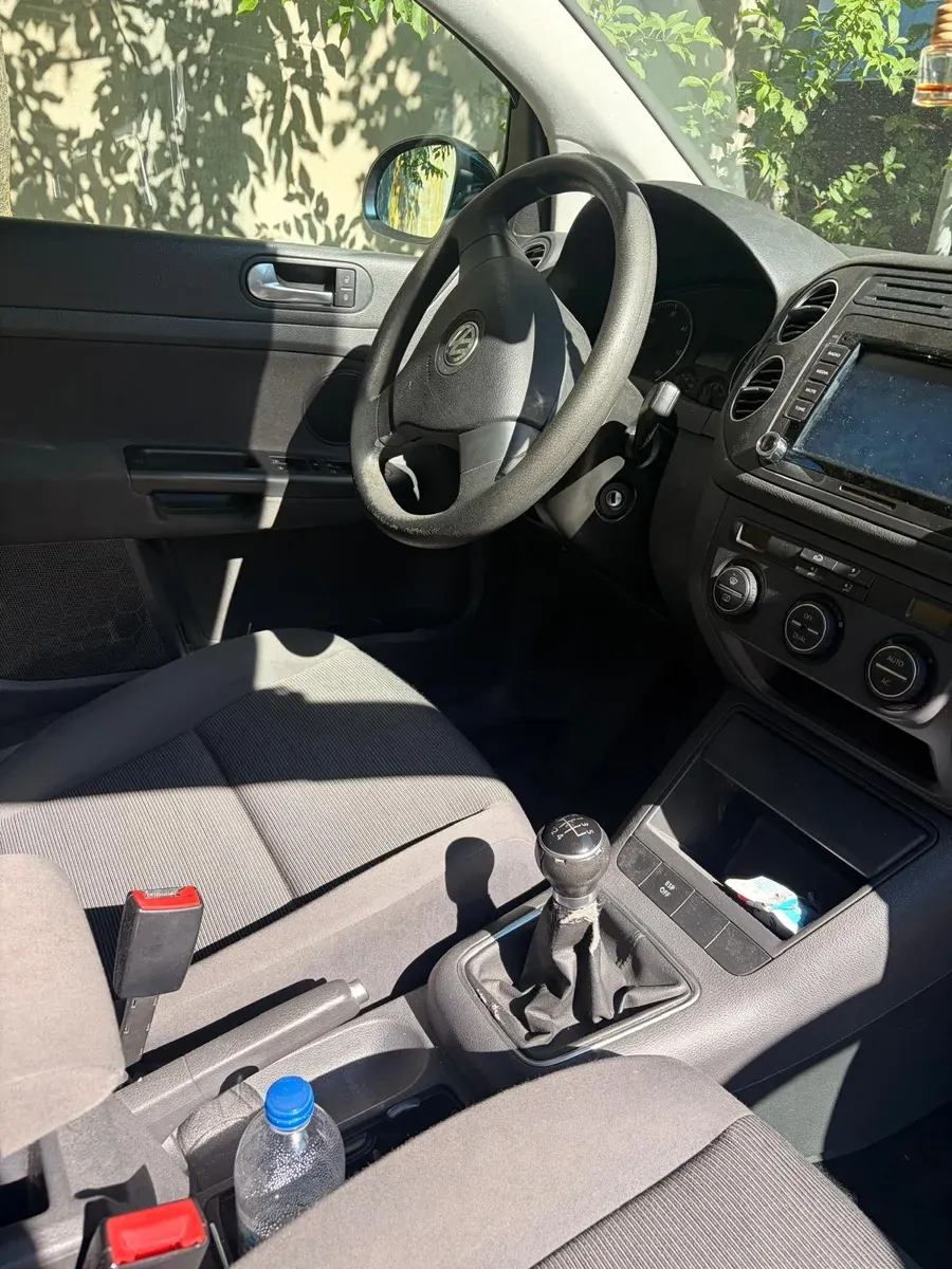 Volkswagen Golf 2008 photo 2