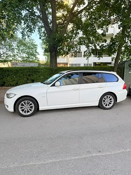 BMW 320D 2012 photo 2