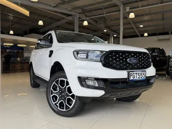 Ford Everest 2022 photo 2