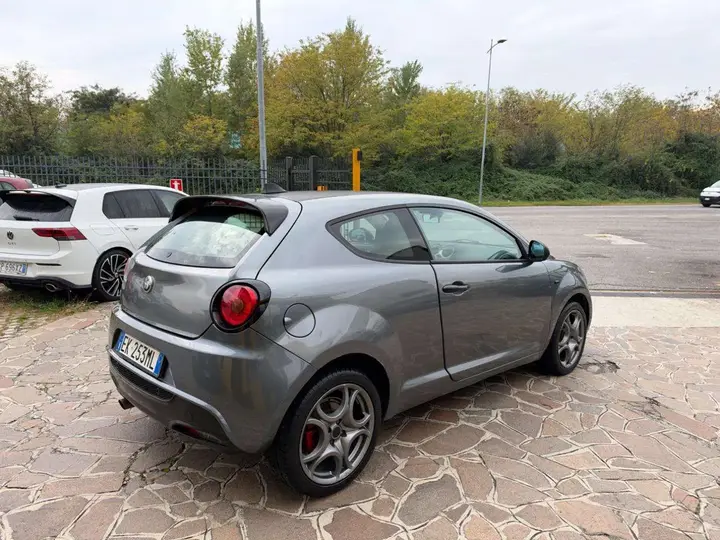 Alfa Romeo Mito 2011 photo 5