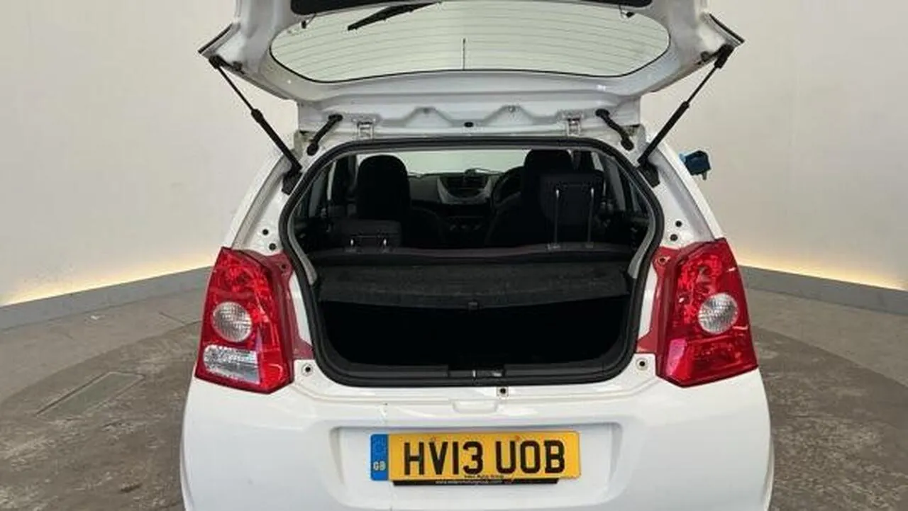 Suzuki Alto 2013 photo 5