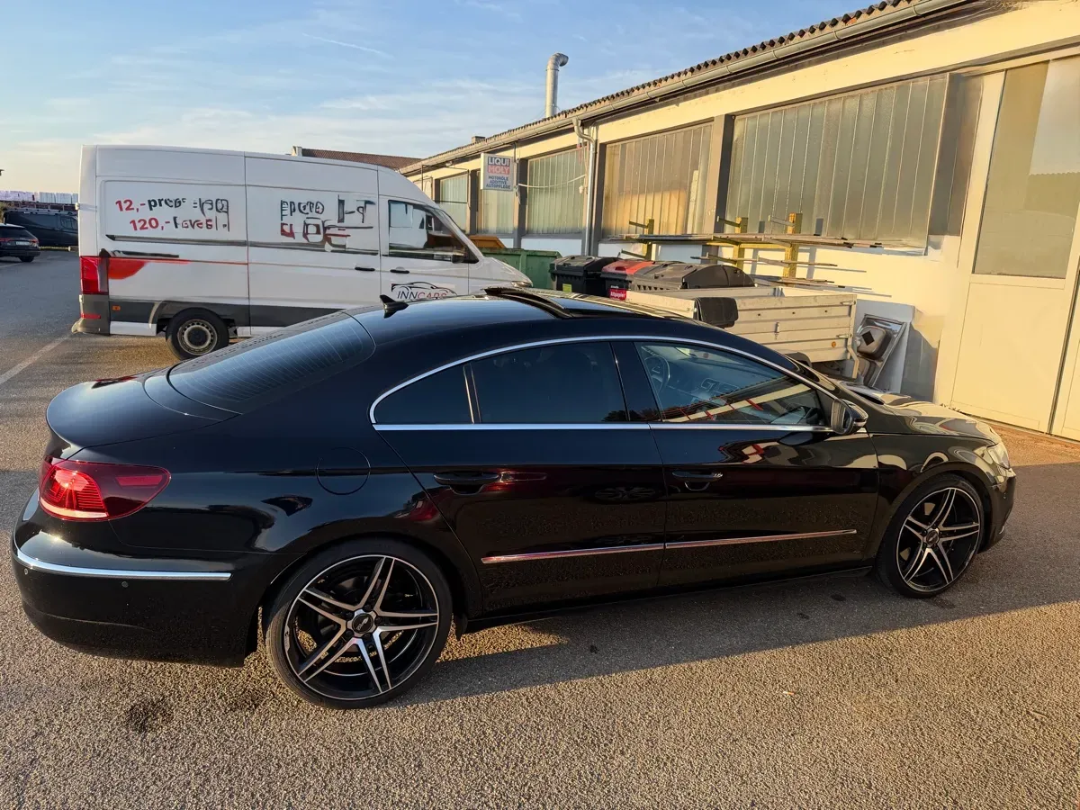 Volkswagen Passat Cc 2012 photo 3