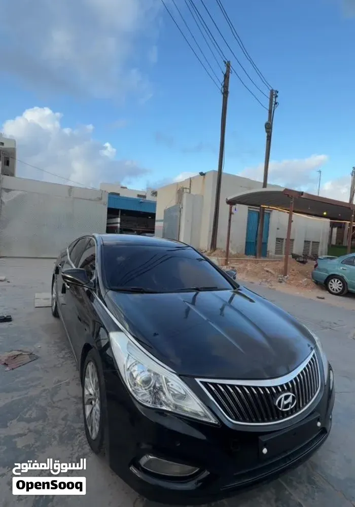 Hyundai Grandeur 2012 photo 2