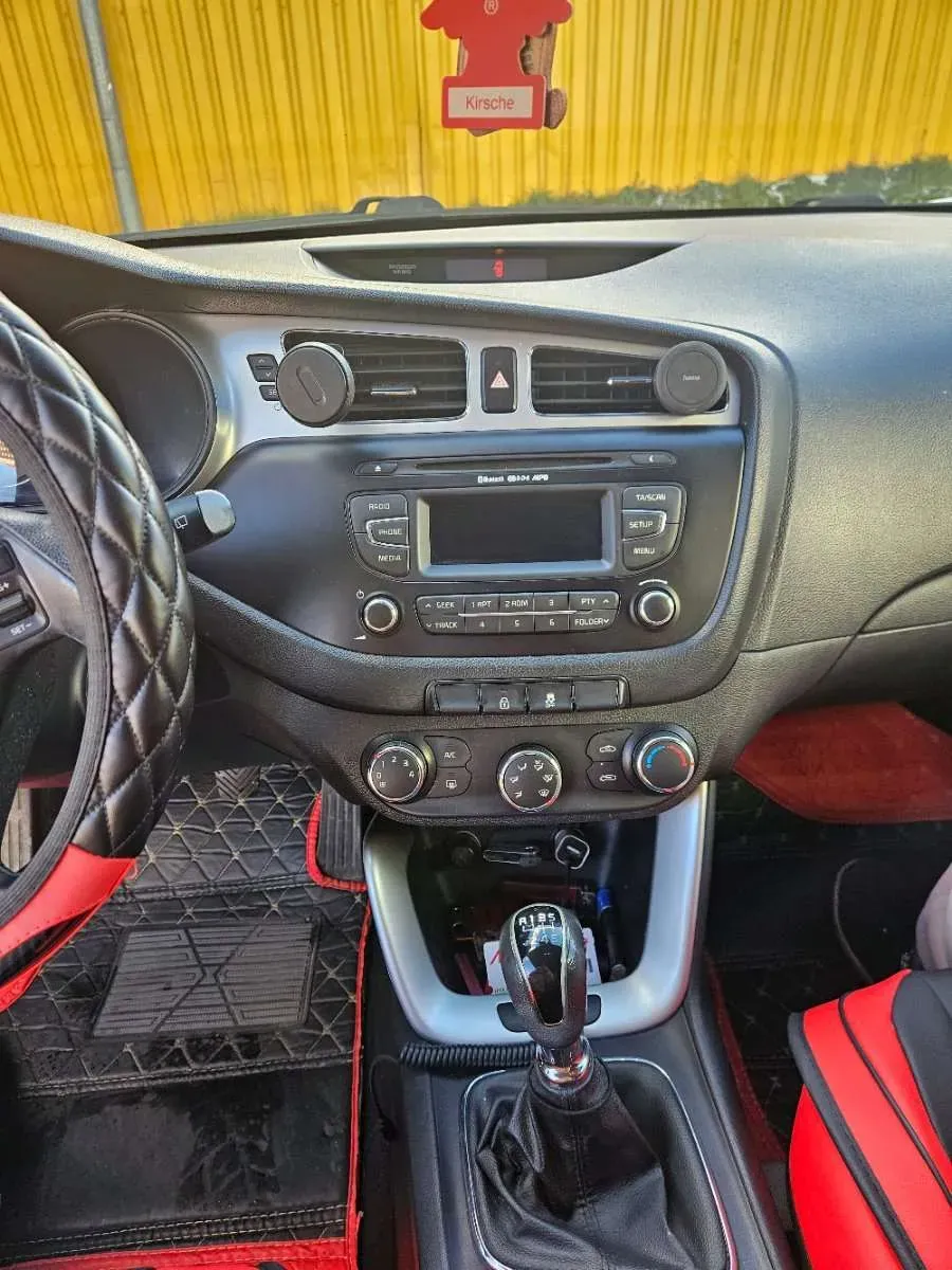 Kia Ceed 2013 photo 3