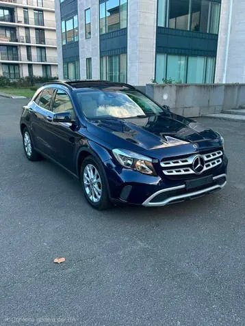 Mercedes-Benz Gla 2017 photo 2