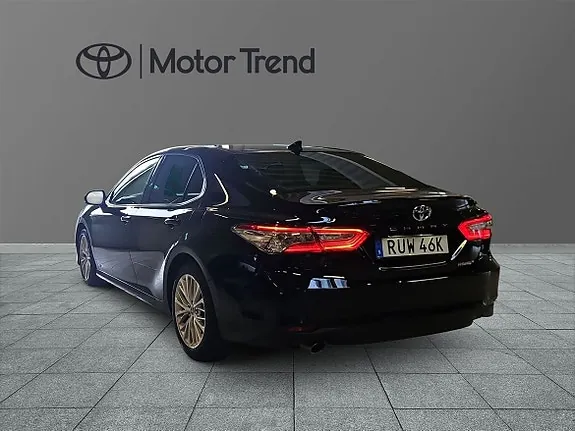 Toyota Camry 2021 photo 3