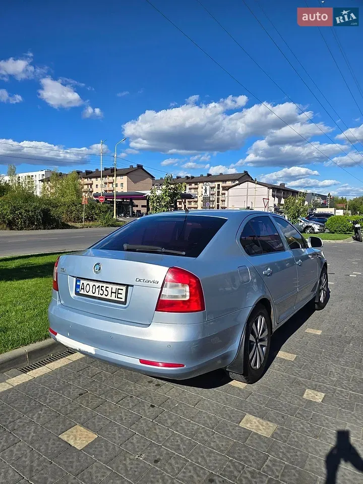 Skoda Octavia 2009 photo 4