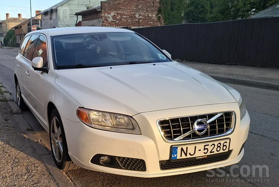 Volvo V70