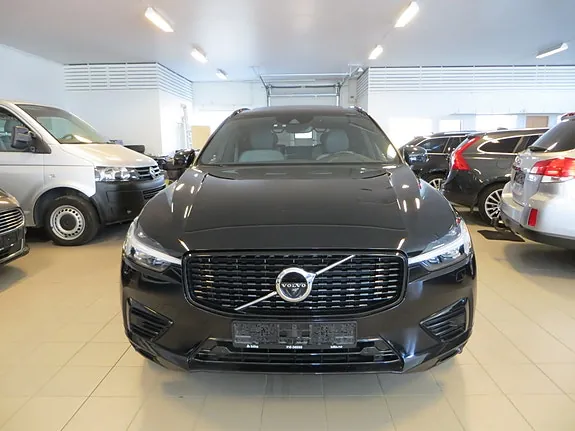 Volvo Xc60 2021 photo 2