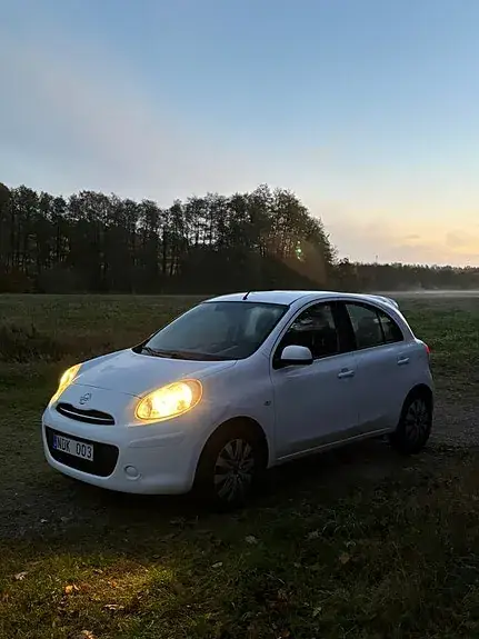 Nissan Micra 2012 photo 2