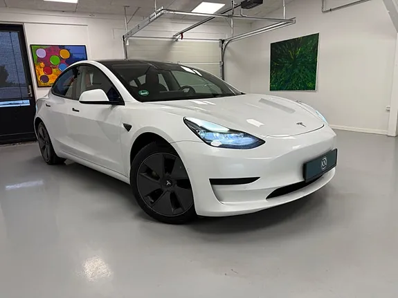 Tesla Model 3 2021 photo 3