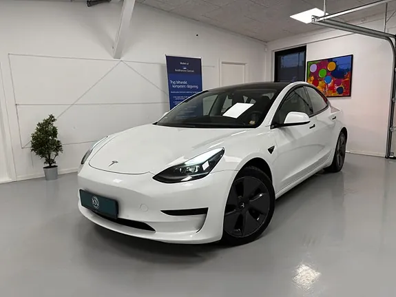 Tesla Model 3 2021 photo 2