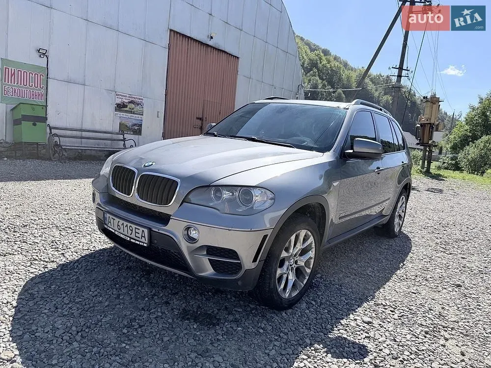 BMW X5 2012 photo 2