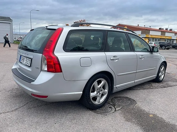 Volvo V50 2011 photo 3